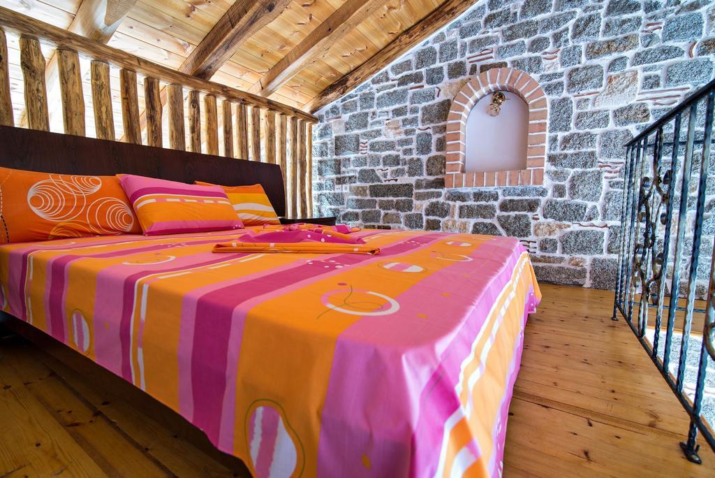 Theano Apartments Сарти Экстерьер фото