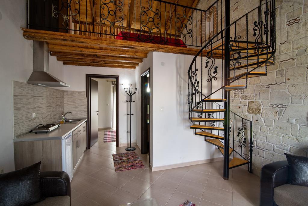 Theano Apartments Сарти Экстерьер фото