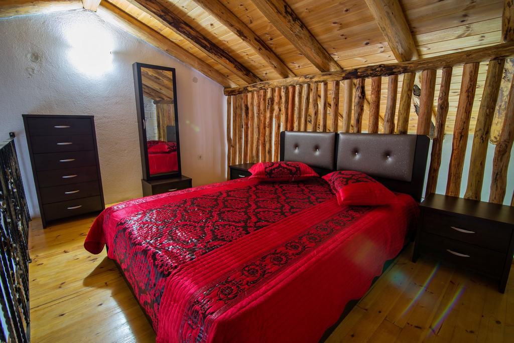 Theano Apartments Сарти Экстерьер фото