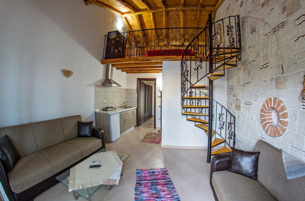 Theano Apartments Сарти Экстерьер фото